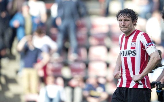 她需要通过 她需要通过