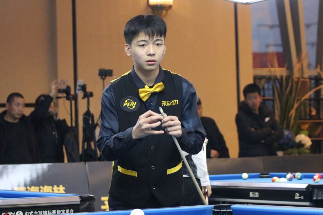 景下进行 景下进行